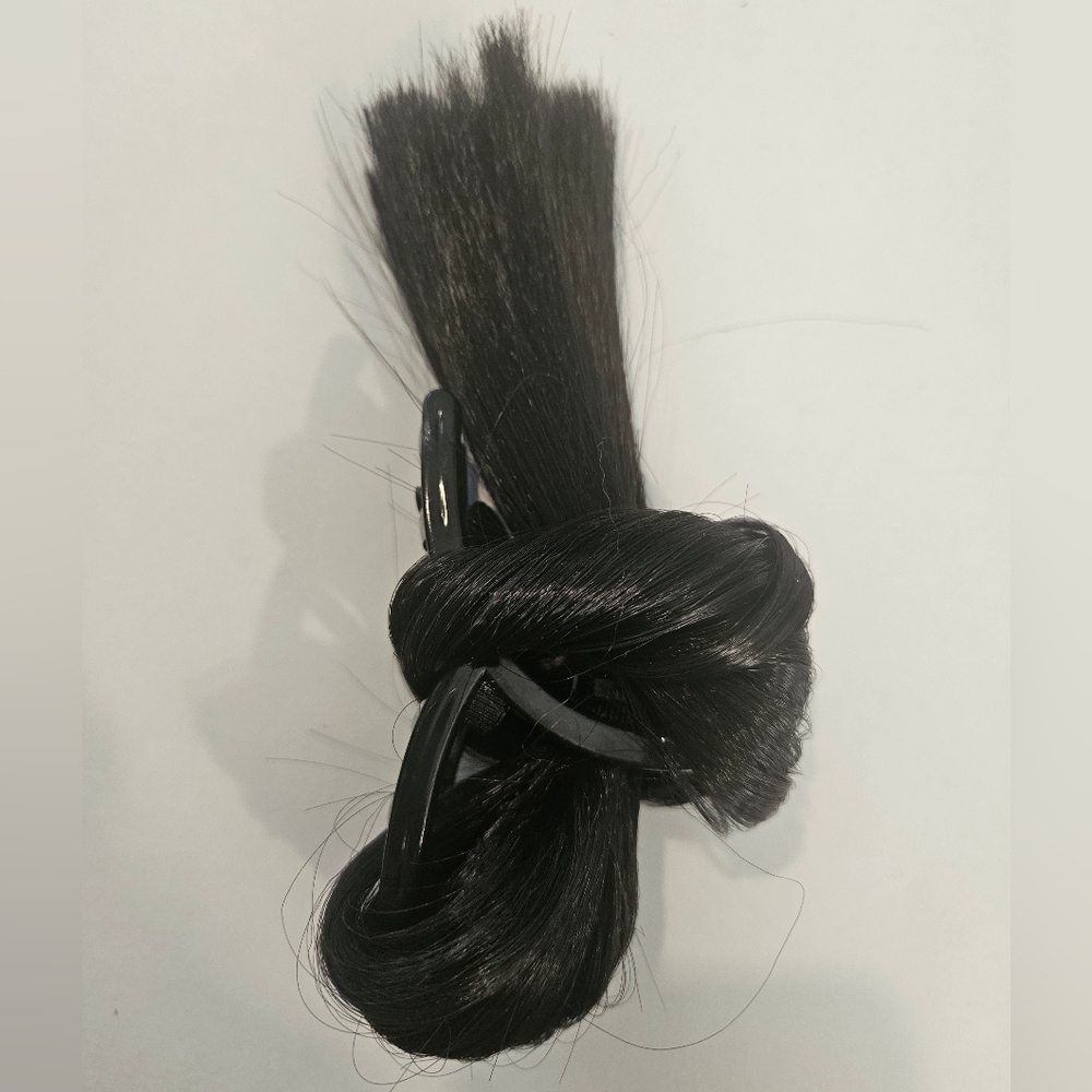 NEW Black Women's Hair Bun Extension Clip Seamless Low Knot - Picture 5 of 7